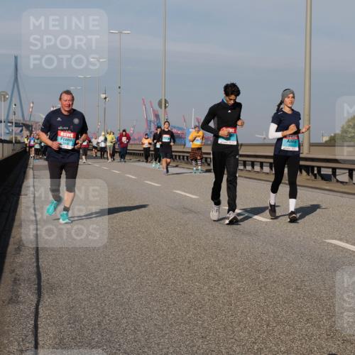 03.10.2025 - Köhlbrandbrückenlauf Fabian Wolf http://msf.ph/oto/9066505 03.10.2025 10:09:29 Position 3 1908 meine-sportfotos.de