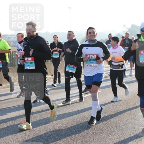 03.10.2025 - Köhlbrandbrückenlauf Lena Gebhardt http://msf.ph/oto/9066514 03.10.2025 09:23:10 Position 1 3570, 3144, 1214, 3148, 1820, 3843 meine-sportfotos.de