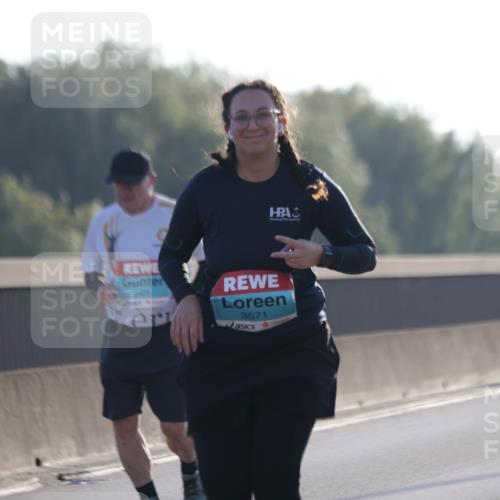 03.10.2025 - Köhlbrandbrückenlauf Jannik Wohlers http://msf.ph/oto/9066561 03.10.2025 09:27:38 Position 3 2425, 3571 meine-sportfotos.de
