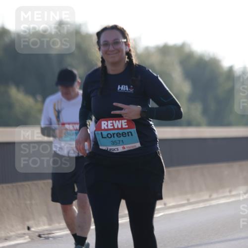 03.10.2025 - Köhlbrandbrückenlauf Jannik Wohlers http://msf.ph/oto/9066570 03.10.2025 09:27:38 Position 3 3571 meine-sportfotos.de