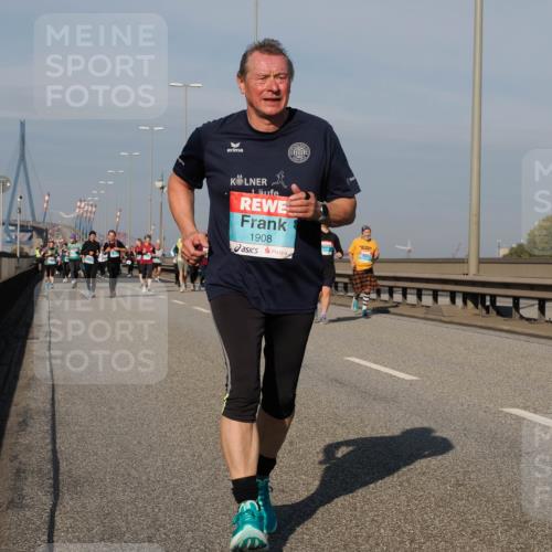03.10.2025 - Köhlbrandbrückenlauf Fabian Wolf http://msf.ph/oto/9066577 03.10.2025 10:09:32 Position 3 1908 meine-sportfotos.de
