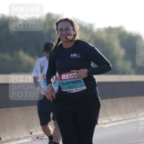 03.10.2025 - Köhlbrandbrückenlauf Jannik Wohlers http://msf.ph/oto/9066579 03.10.2025 09:27:38 Position 3 3571 meine-sportfotos.de