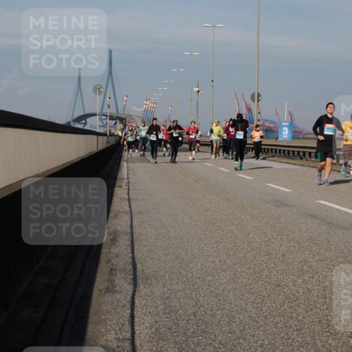 03.10.2025 - Köhlbrandbrückenlauf Fabian Wolf http://msf.ph/oto/9066590 03.10.2025 10:09:33 Position 3  meine-sportfotos.de