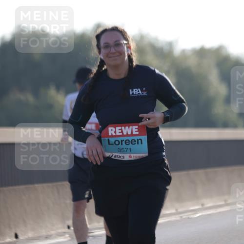 03.10.2025 - Köhlbrandbrückenlauf Jannik Wohlers http://msf.ph/oto/9066592 03.10.2025 09:27:39 Position 3 3571 meine-sportfotos.de