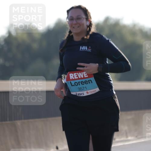 03.10.2025 - Köhlbrandbrückenlauf Jannik Wohlers http://msf.ph/oto/9066621 03.10.2025 09:27:39 Position 3 3571 meine-sportfotos.de