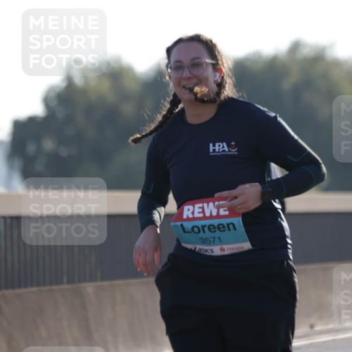 03.10.2025 - Köhlbrandbrückenlauf Jannik Wohlers http://msf.ph/oto/9066628 03.10.2025 09:27:39 Position 3 3571 meine-sportfotos.de