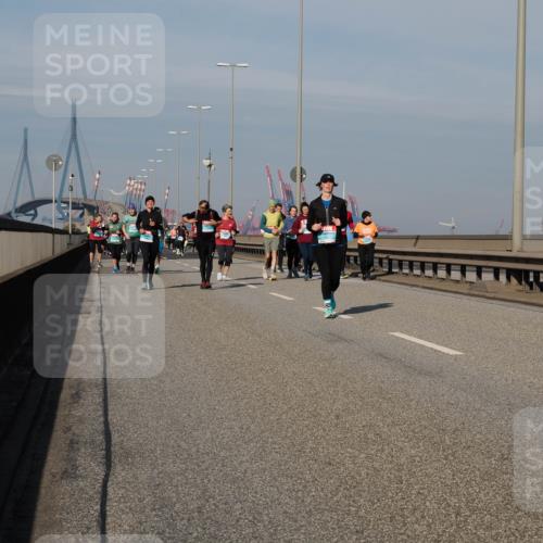 03.10.2025 - Köhlbrandbrückenlauf Fabian Wolf http://msf.ph/oto/9066705 03.10.2025 10:09:38 Position 3  meine-sportfotos.de