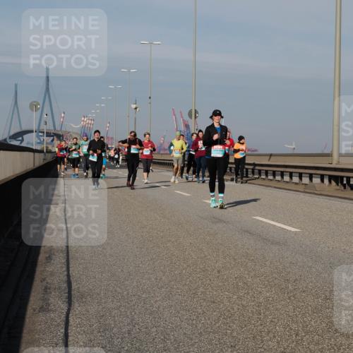 03.10.2025 - Köhlbrandbrückenlauf Fabian Wolf http://msf.ph/oto/9066712 03.10.2025 10:09:38 Position 3  meine-sportfotos.de