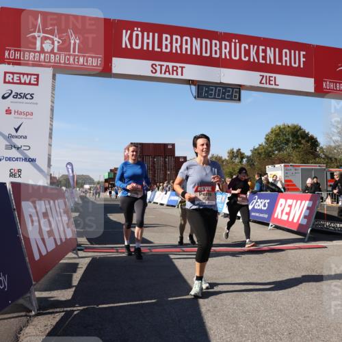 03.10.2025 - Köhlbrandbrückenlauf Lena Gebhardt http://msf.ph/oto/9066720 03.10.2025 13:30:27 Ziel 4823, 4927, 5017, 5060, 5157, 5174, 5233, 5346, 6078, 6219 meine-sportfotos.de