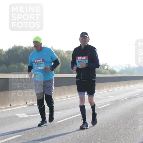03.10.2025 - Köhlbrandbrückenlauf Jannik Wohlers http://msf.ph/oto/9066726 03.10.2025 09:28:00 Position 3 2647 meine-sportfotos.de