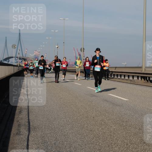 03.10.2025 - Köhlbrandbrückenlauf Fabian Wolf http://msf.ph/oto/9066735 03.10.2025 10:09:38 Position 3  meine-sportfotos.de