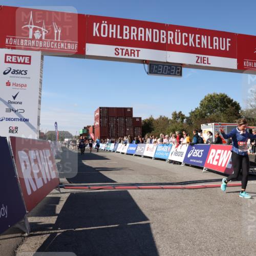 03.10.2025 - Köhlbrandbrückenlauf Lena Gebhardt http://msf.ph/oto/9066753 03.10.2025 13:30:33 Ziel 4355, 4927, 5017, 5060, 5346, 6078, 6170 meine-sportfotos.de