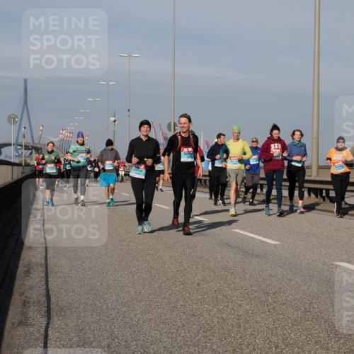 03.10.2025 - Köhlbrandbrückenlauf Fabian Wolf http://msf.ph/oto/9066777 03.10.2025 10:09:44 Position 3 3383 meine-sportfotos.de
