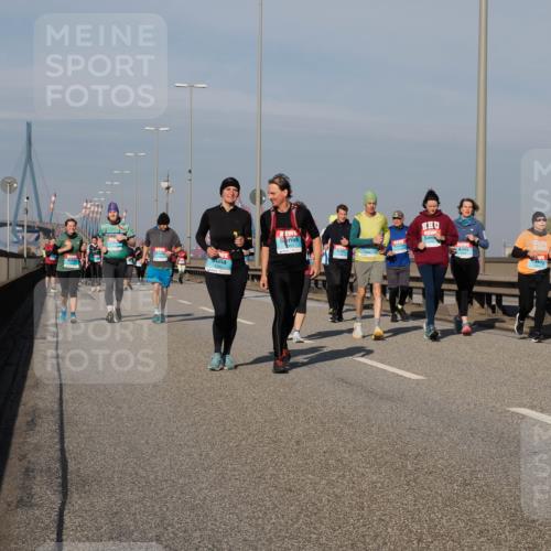 03.10.2025 - Köhlbrandbrückenlauf Fabian Wolf http://msf.ph/oto/9066787 03.10.2025 10:09:44 Position 3  meine-sportfotos.de
