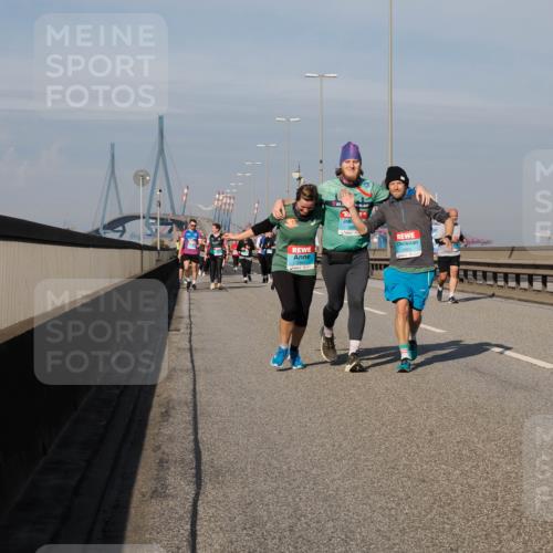03.10.2025 - Köhlbrandbrückenlauf Fabian Wolf http://msf.ph/oto/9066888 03.10.2025 10:09:49 Position 3  meine-sportfotos.de