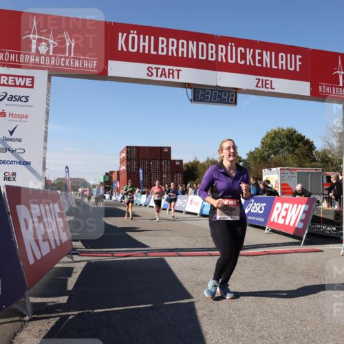 03.10.2025 - Köhlbrandbrückenlauf Lena Gebhardt http://msf.ph/oto/9066934 03.10.2025 13:30:48 Ziel 4355, 4840, 4841, 4937, 5005, 5142, 5289, 5391, 5402, 6170, 6223, 6347 meine-sportfotos.de