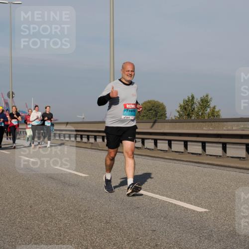 03.10.2025 - Köhlbrandbrückenlauf Fabian Wolf http://msf.ph/oto/9067001 03.10.2025 10:09:57 Position 3 1704 meine-sportfotos.de