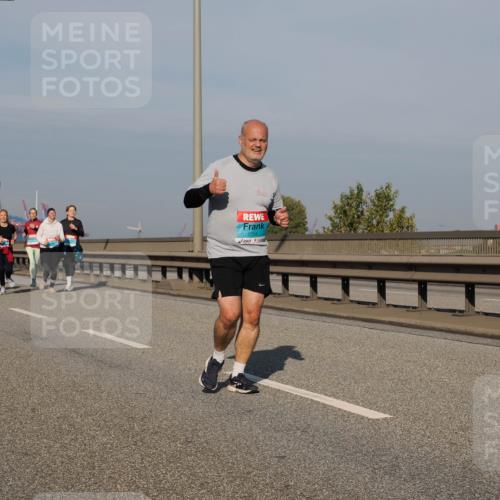 03.10.2025 - Köhlbrandbrückenlauf Fabian Wolf http://msf.ph/oto/9067009 03.10.2025 10:09:58 Position 3 1704 meine-sportfotos.de