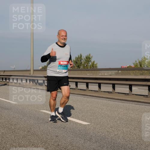 03.10.2025 - Köhlbrandbrückenlauf Fabian Wolf http://msf.ph/oto/9067019 03.10.2025 10:09:58 Position 3 1704 meine-sportfotos.de