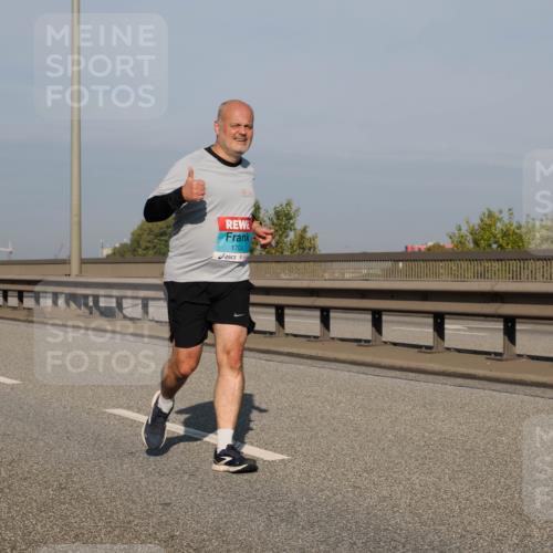 03.10.2025 - Köhlbrandbrückenlauf Fabian Wolf http://msf.ph/oto/9067026 03.10.2025 10:09:58 Position 3 1704 meine-sportfotos.de