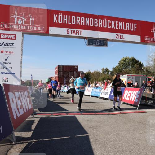 03.10.2025 - Köhlbrandbrückenlauf Lena Gebhardt http://msf.ph/oto/9067036 03.10.2025 13:30:57 Ziel 4715, 4734, 5005, 5142, 5185, 5206, 5349, 5402, 5938, 6537 meine-sportfotos.de