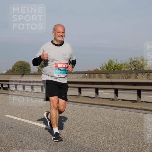 03.10.2025 - Köhlbrandbrückenlauf Fabian Wolf http://msf.ph/oto/9067038 03.10.2025 10:09:59 Position 3 1704 meine-sportfotos.de