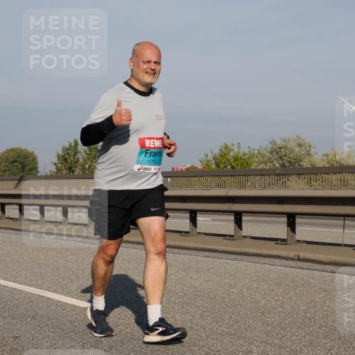 03.10.2025 - Köhlbrandbrückenlauf Fabian Wolf http://msf.ph/oto/9067044 03.10.2025 10:09:59 Position 3 1704 meine-sportfotos.de