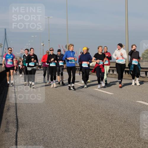 03.10.2025 - Köhlbrandbrückenlauf Fabian Wolf http://msf.ph/oto/9067088 03.10.2025 10:10:02 Position 3  meine-sportfotos.de