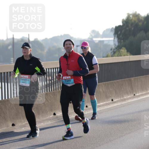 03.10.2025 - Köhlbrandbrückenlauf Jannik Wohlers http://msf.ph/oto/9067091 03.10.2025 09:29:01 Position 3 2607, 2643 meine-sportfotos.de