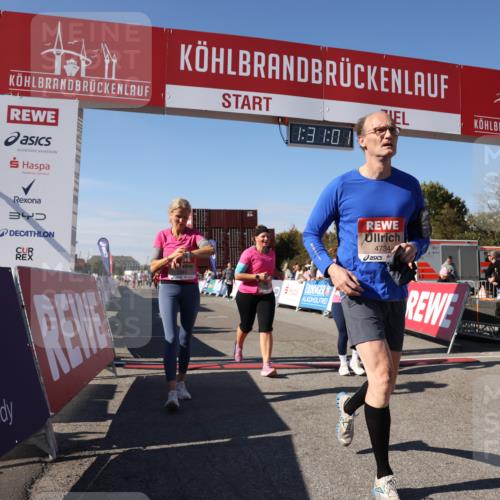 03.10.2025 - Köhlbrandbrückenlauf Lena Gebhardt http://msf.ph/oto/9067098 03.10.2025 13:31:01 Ziel 4715, 4734, 5005, 5142, 5185, 5206, 5349, 5402, 5938, 6375, 6537 meine-sportfotos.de