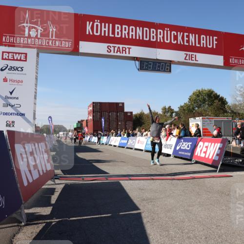 03.10.2025 - Köhlbrandbrückenlauf Lena Gebhardt http://msf.ph/oto/9067130 03.10.2025 13:31:07 Ziel 4734, 5185, 5206, 5349, 5938, 6375 meine-sportfotos.de