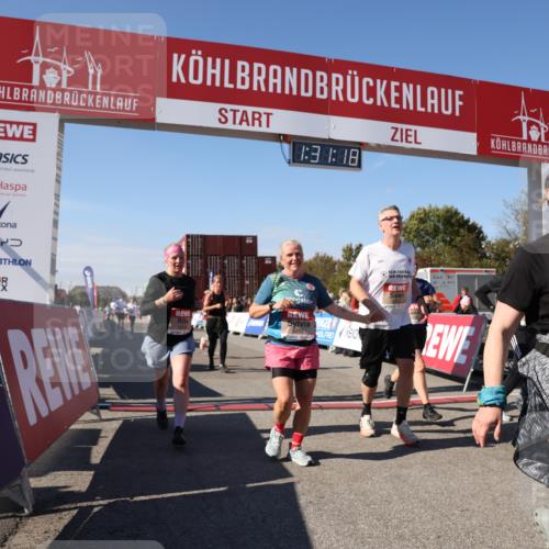 03.10.2025 - Köhlbrandbrückenlauf Lena Gebhardt http://msf.ph/oto/9067252 03.10.2025 13:31:19 Ziel 4800, 4967, 5030, 5310, 5362, 5378, 5518, 5519, 5772, 5773, 6242, 6243, 6559, 6731 meine-sportfotos.de