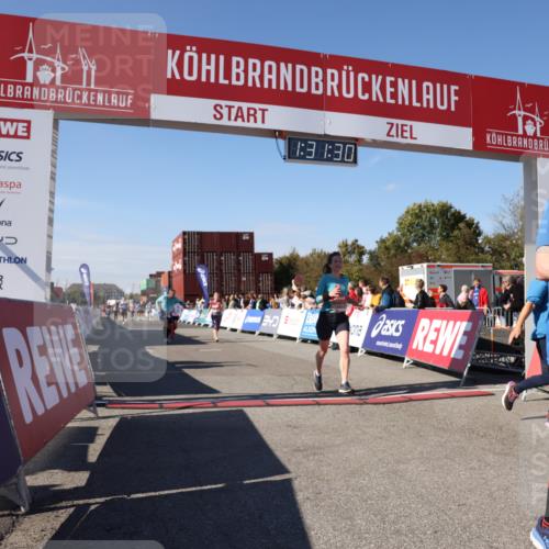 03.10.2025 - Köhlbrandbrückenlauf Lena Gebhardt http://msf.ph/oto/9067348 03.10.2025 13:31:30 Ziel 5030, 5065, 5171, 5222, 5425, 5511, 5518, 5519, 5598, 6597, 6731 meine-sportfotos.de