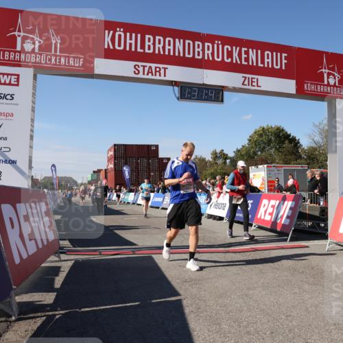 03.10.2025 - Köhlbrandbrückenlauf Lena Gebhardt http://msf.ph/oto/9067464 03.10.2025 13:31:42 Ziel 4415, 4416, 5057, 5065, 5171, 5222, 6072, 6103, 6297 meine-sportfotos.de