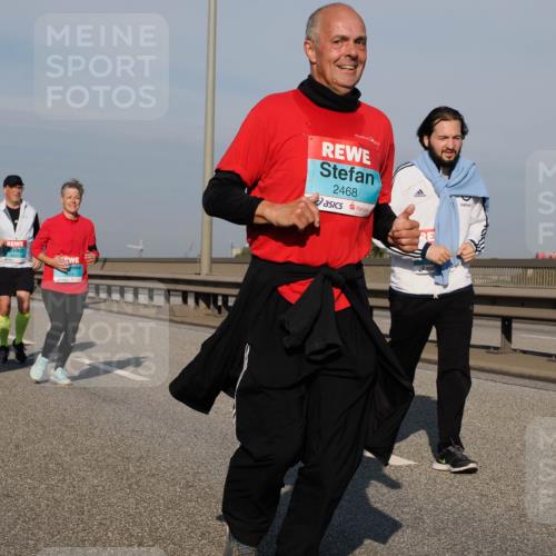 03.10.2025 - Köhlbrandbrückenlauf Fabian Wolf http://msf.ph/oto/9067479 03.10.2025 10:10:19 Position 3 3145, 2468 meine-sportfotos.de