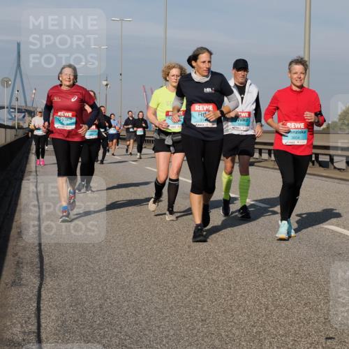 03.10.2025 - Köhlbrandbrückenlauf Fabian Wolf http://msf.ph/oto/9067502 03.10.2025 10:10:21 Position 3 100, 31, 3293, 6, 3604 meine-sportfotos.de