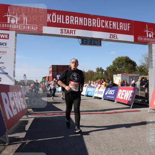 03.10.2025 - Köhlbrandbrückenlauf Lena Gebhardt http://msf.ph/oto/9067503 03.10.2025 13:31:47 Ziel 4415, 4416, 4935, 5057, 5267, 5463, 5817, 6072, 6103, 6297, 6452, 6736 meine-sportfotos.de