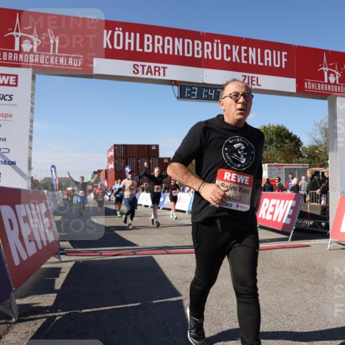 03.10.2025 - Köhlbrandbrückenlauf Lena Gebhardt http://msf.ph/oto/9067509 03.10.2025 13:31:47 Ziel 4415, 4416, 4935, 5057, 5267, 5463, 5817, 6072, 6103, 6297, 6452, 6736 meine-sportfotos.de