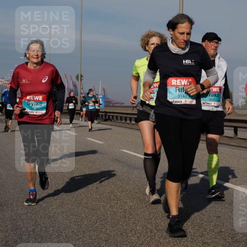 03.10.2025 - Köhlbrandbrückenlauf Fabian Wolf http://msf.ph/oto/9067533 03.10.2025 10:10:22 Position 3 3478, 3142, 3293, 3604 meine-sportfotos.de