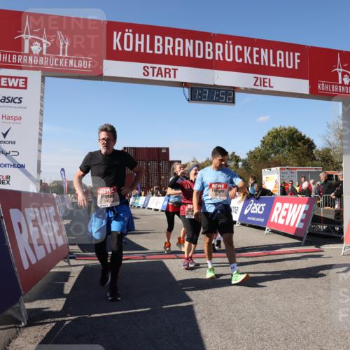 03.10.2025 - Köhlbrandbrückenlauf Lena Gebhardt http://msf.ph/oto/9067556 03.10.2025 13:31:53 Ziel 4415, 4416, 4842, 4902, 4935, 5267, 5463, 5817, 6103, 6297, 6452, 6736 meine-sportfotos.de