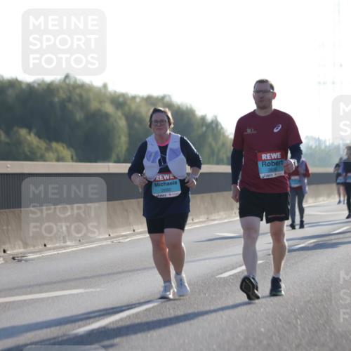 03.10.2025 - Köhlbrandbrückenlauf Jannik Wohlers http://msf.ph/oto/9067561 03.10.2025 09:30:12 Position 3 2650, 2639 meine-sportfotos.de
