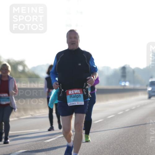 03.10.2025 - Köhlbrandbrückenlauf Jannik Wohlers http://msf.ph/oto/9067611 03.10.2025 09:30:17 Position 3 2611 meine-sportfotos.de