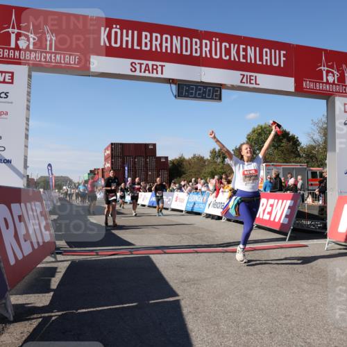 03.10.2025 - Köhlbrandbrückenlauf Lena Gebhardt http://msf.ph/oto/9067638 03.10.2025 13:32:02 Ziel 4443, 4842, 4902, 5155, 5246, 5247, 5248, 5267, 6076, 6126, 6460, 6736 meine-sportfotos.de