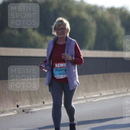 03.10.2025 - Köhlbrandbrückenlauf Jannik Wohlers http://msf.ph/oto/9067645 03.10.2025 09:30:22 Position 3 2653, 2490 meine-sportfotos.de
