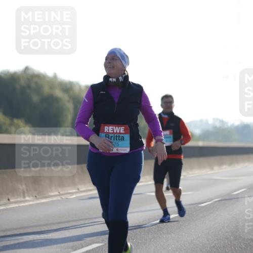 03.10.2025 - Köhlbrandbrückenlauf Jannik Wohlers http://msf.ph/oto/9067680 03.10.2025 09:30:23 Position 3 2653, 575 meine-sportfotos.de