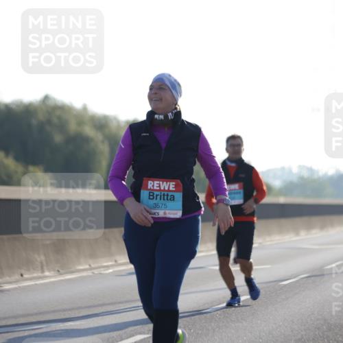 03.10.2025 - Köhlbrandbrückenlauf Jannik Wohlers http://msf.ph/oto/9067684 03.10.2025 09:30:23 Position 3 2653, 3575 meine-sportfotos.de