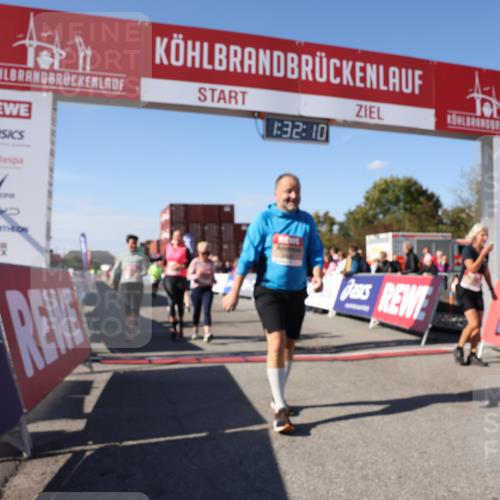 03.10.2025 - Köhlbrandbrückenlauf Lena Gebhardt http://msf.ph/oto/9067710 03.10.2025 13:32:10 Ziel 4443, 4985, 5155, 5238, 5246, 5247, 5248, 5354, 5820, 5921, 5922, 5923, 6076, 6126, 6146, 6287, 6460 meine-sportfotos.de
