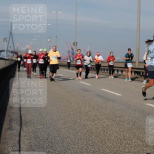 03.10.2025 - Köhlbrandbrückenlauf Fabian Wolf http://msf.ph/oto/9067740 03.10.2025 10:10:33 Position 3  meine-sportfotos.de