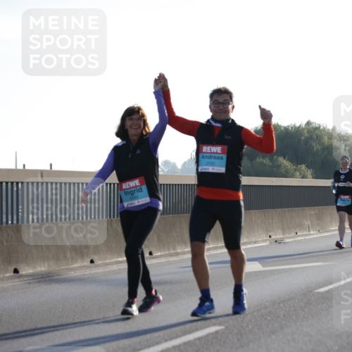 03.10.2025 - Köhlbrandbrückenlauf Jannik Wohlers http://msf.ph/oto/9067752 03.10.2025 09:30:28 Position 3 2490, 2132 meine-sportfotos.de