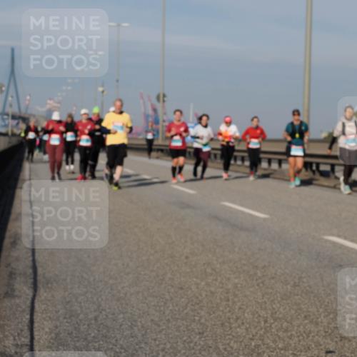 03.10.2025 - Köhlbrandbrückenlauf Fabian Wolf http://msf.ph/oto/9067753 03.10.2025 10:10:34 Position 3  meine-sportfotos.de